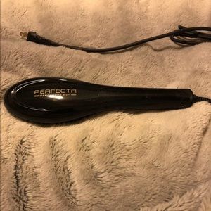 PERFECTA HAIR STRAIGHTENER COMB